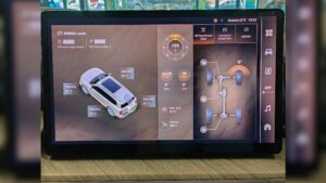 TANK 500 4X4 INFOTAINMENT SCREEN1
