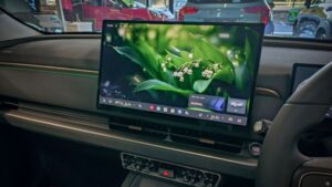 ORA 5 INFOTAINMENT